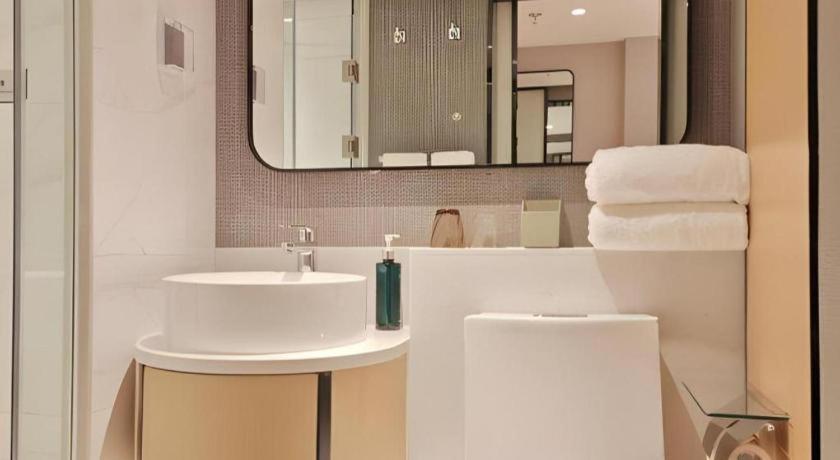 Jinjiang Inn Shanghai Lujiazui Екстер'єр фото