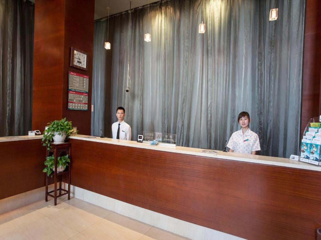 Jinjiang Inn Shanghai Lujiazui Екстер'єр фото